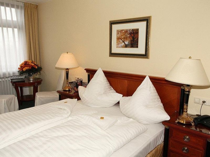 Hotel Photo 1