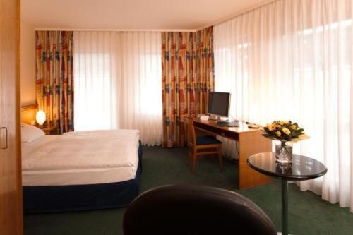 Hotel Photo 4