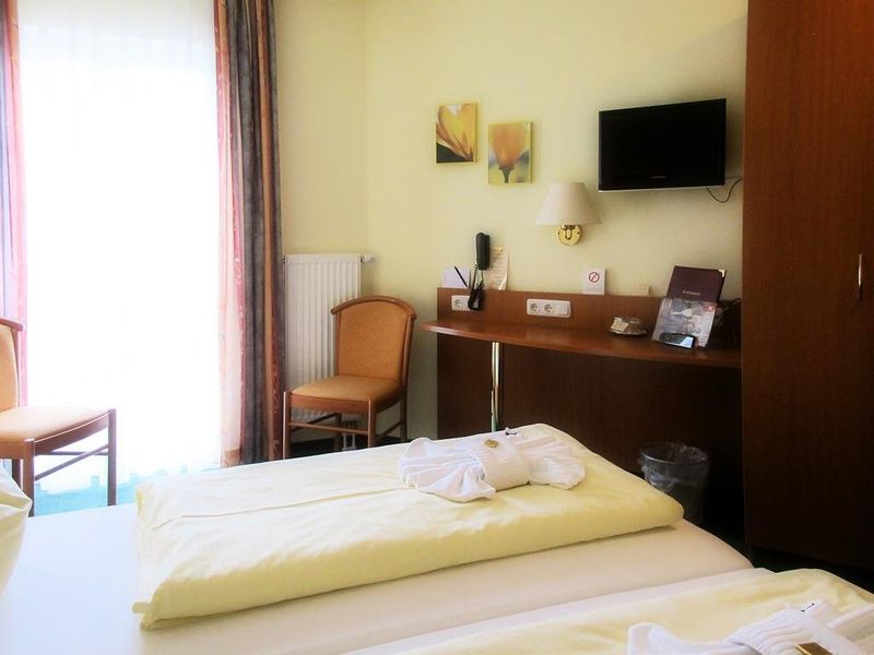 Hotel Photo 1