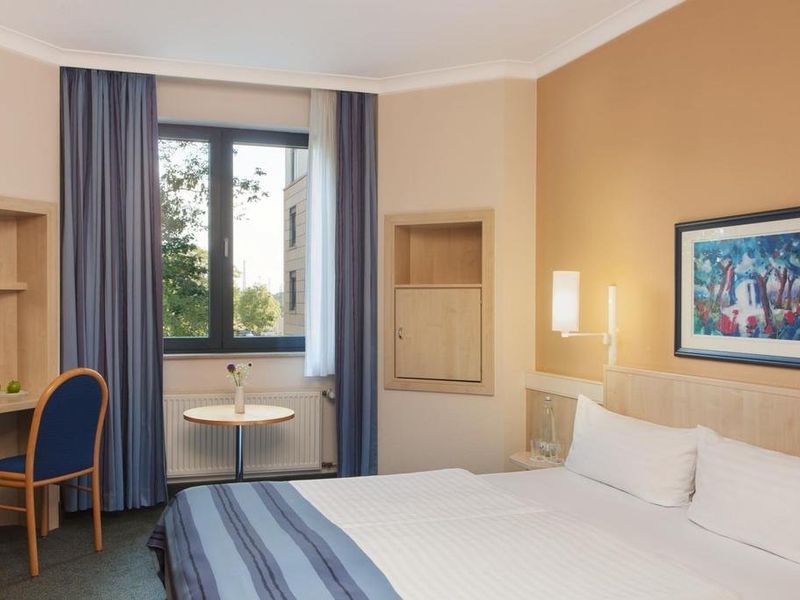 Hotel Photo 3