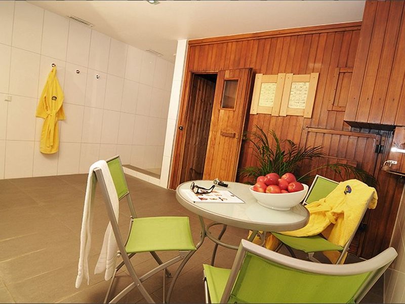 Hotel Photo 12