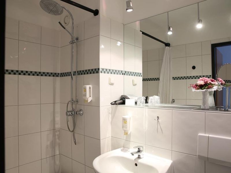 Hotel Photo 9