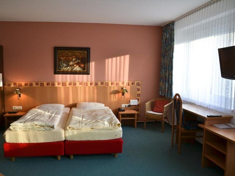Hotel Photo 1