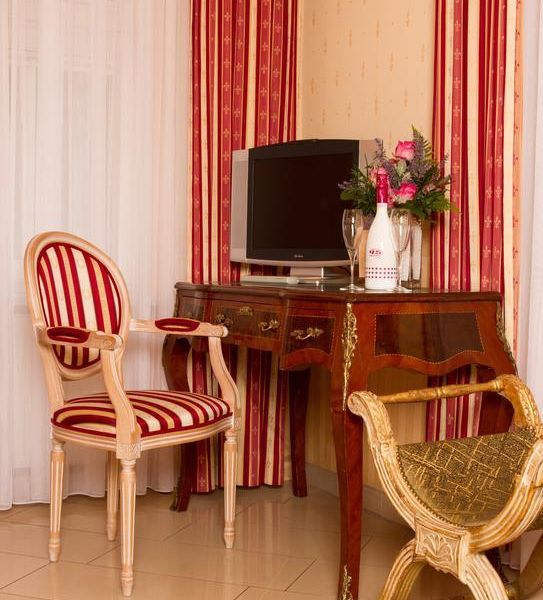 Hotel Photo 9