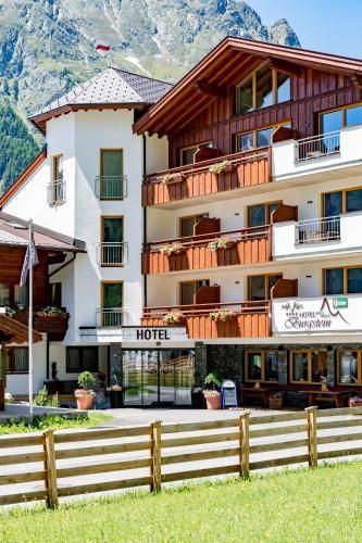 Hotel Photo 23