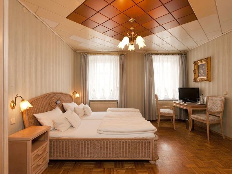 Hotel Photo 1