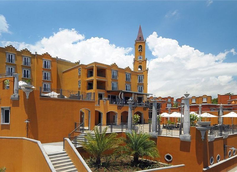 Hotel Photo 1