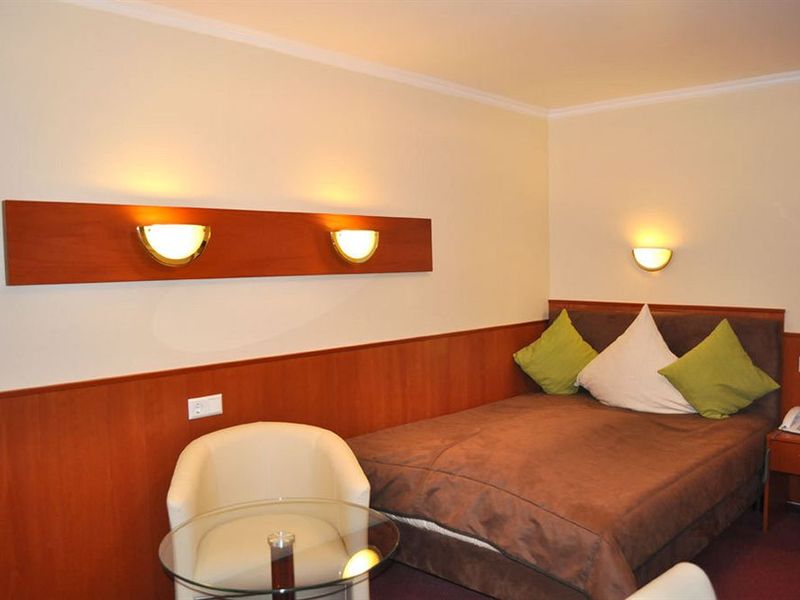 Hotel Photo 1