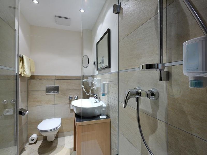 Hotel Photo 5