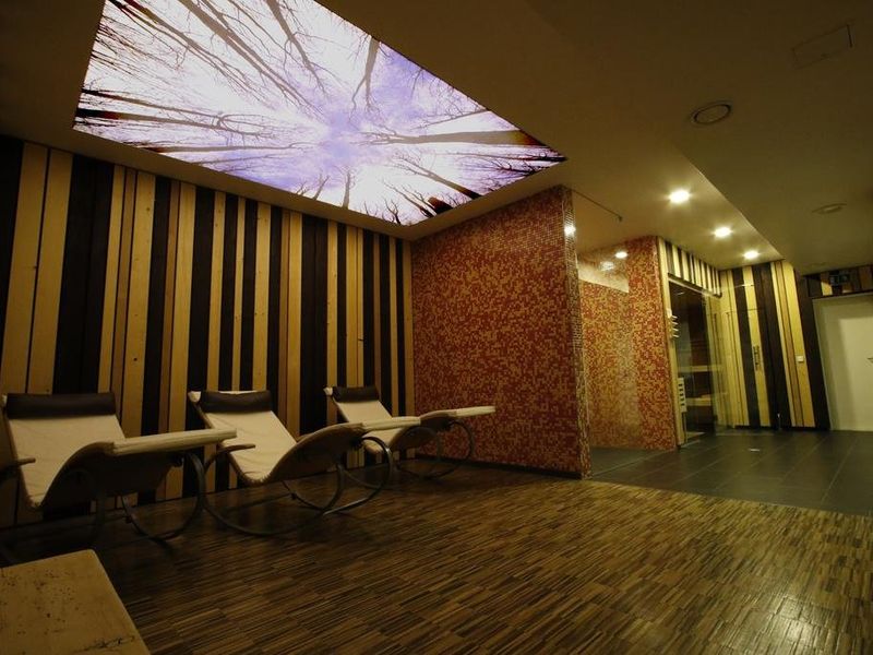 Hotel Photo 16