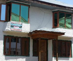 Rising Moon Guest House Pahalgam India