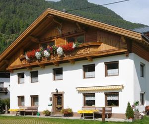 Haus Alpenglühen Krumpens Laengenfeld Austria