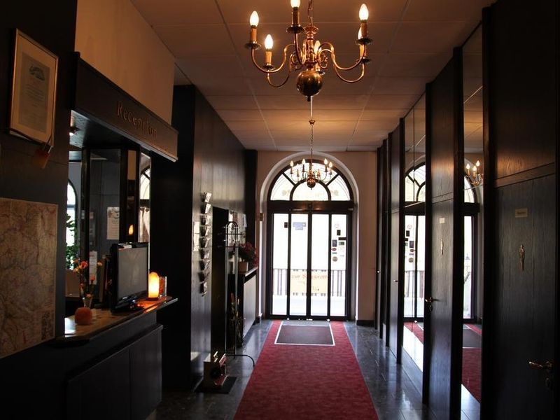 Hotel Photo 10