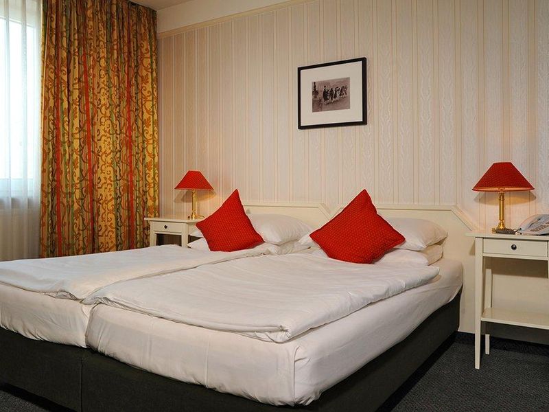 Hotel Photo 1