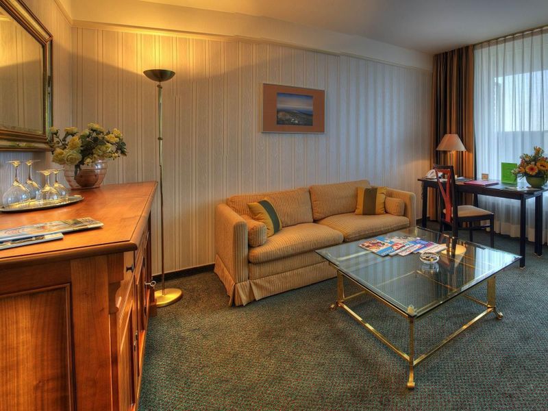 Hotel Photo 9