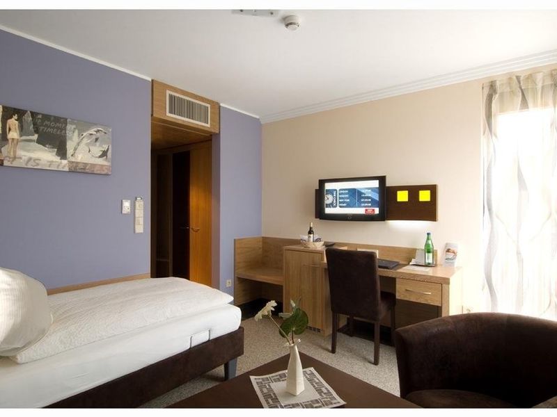 Hotel Photo 8