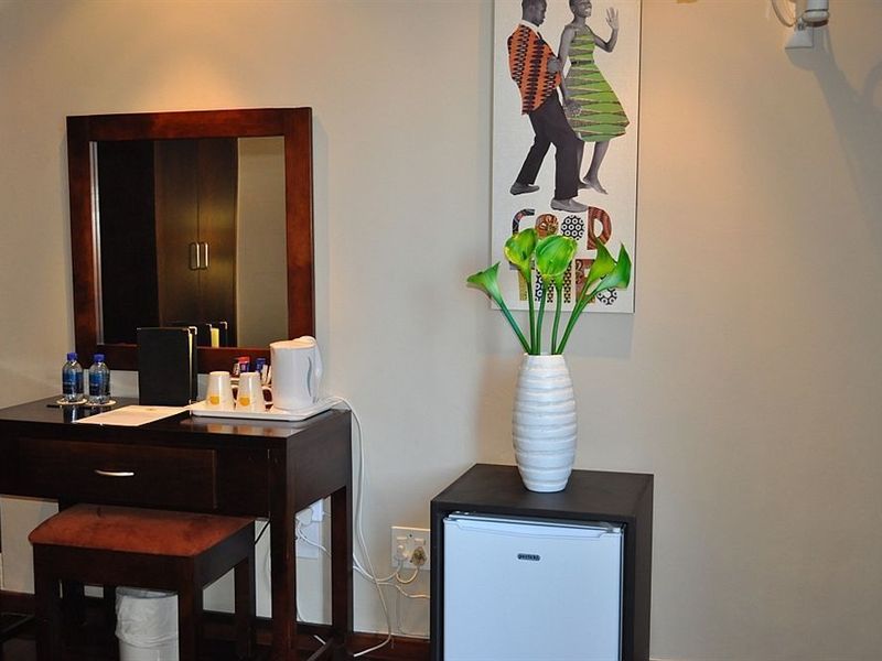 Hotel Photo 8