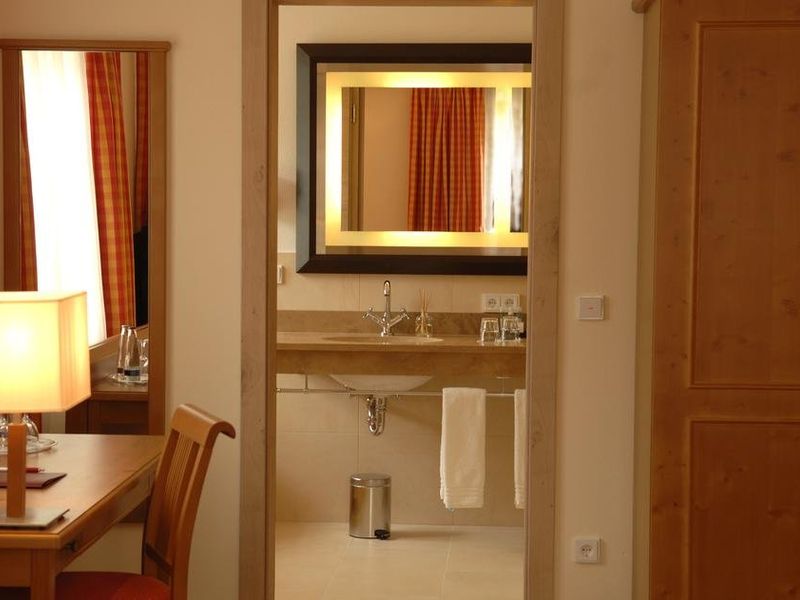 Hotel Photo 8