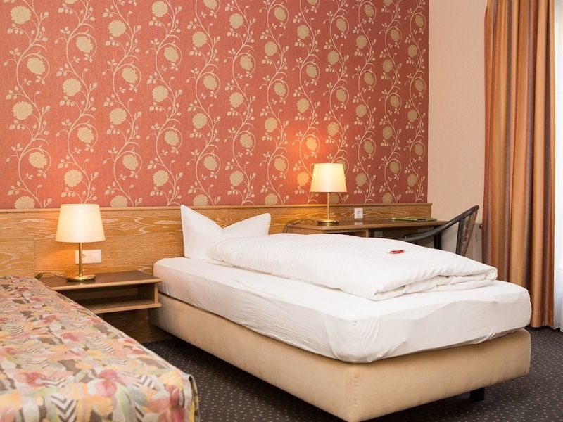 Hotel Photo 1