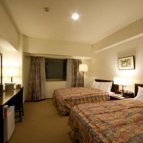 NearBy Hotel