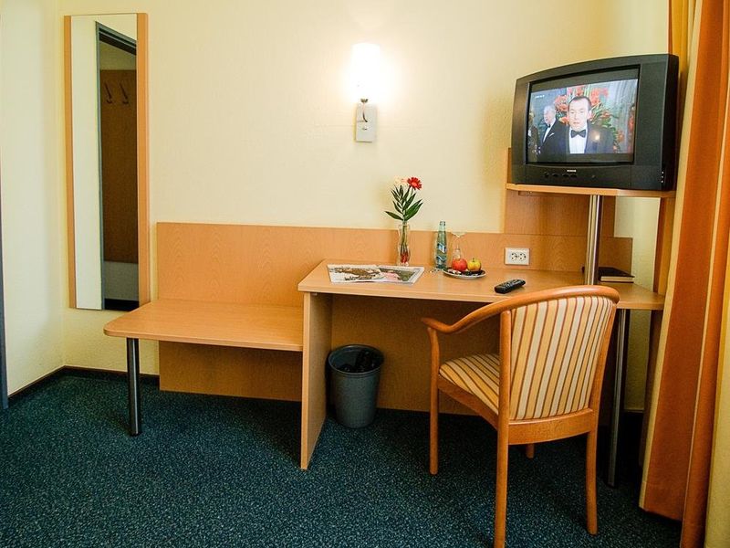 Hotel Photo 9