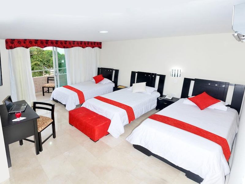 Hotel Photo 2