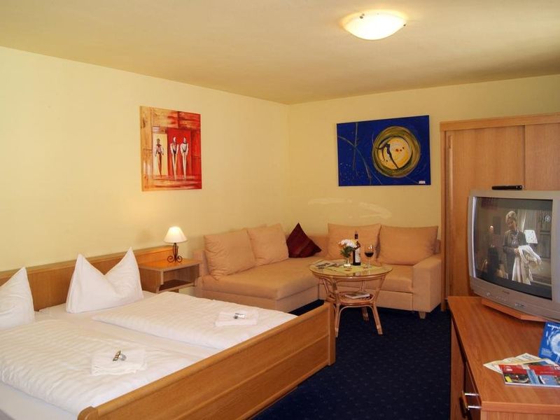 Hotel Photo 12
