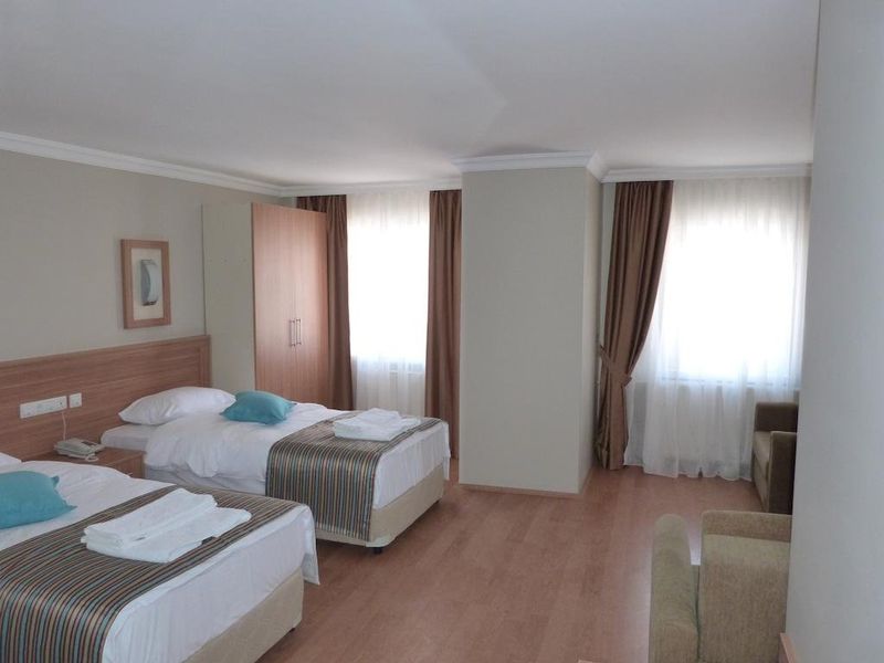 Hotel Photo 6