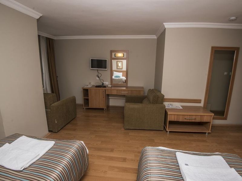 Hotel Photo 7