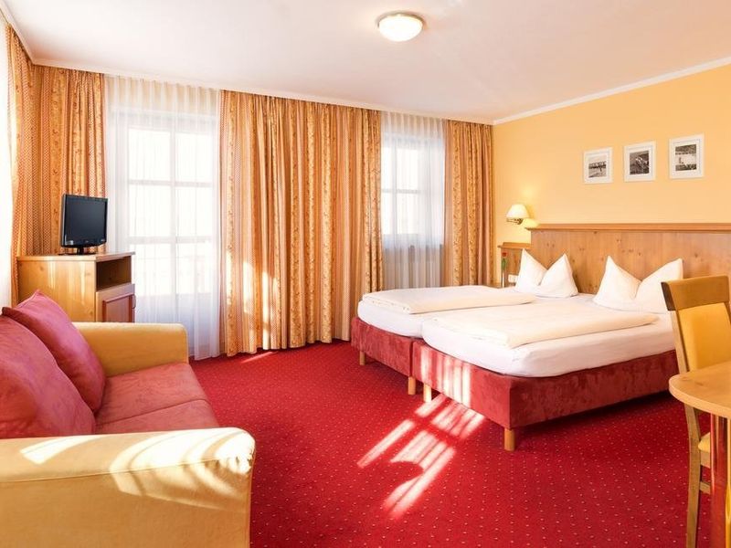 Hotel Photo 5