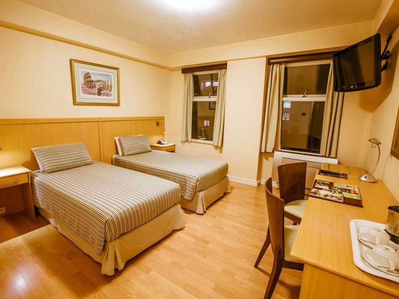 Hotel Photo 4