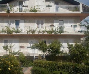 Apartments Bresic Kastel Stari Croatia