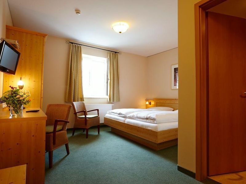 Hotel Photo 1