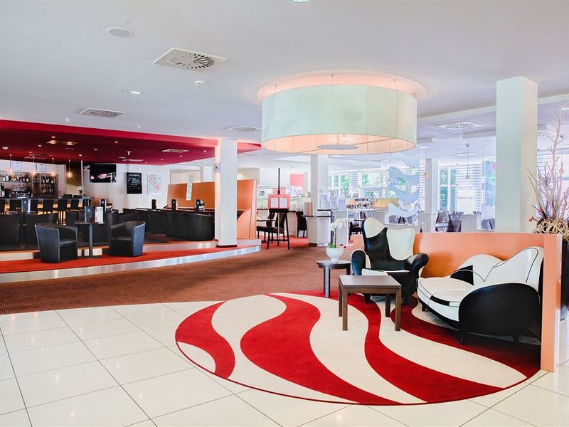 Hotel Photo 9