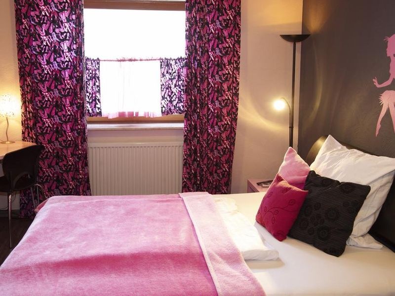 Hotel Photo 1