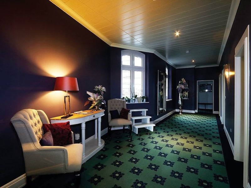 Hotel Photo 8