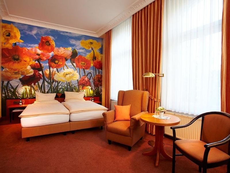Hotel Photo 9