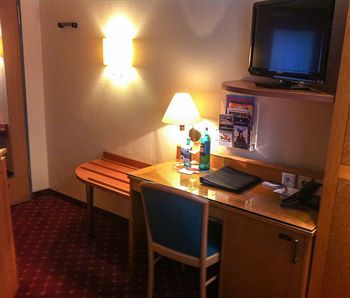 Hotel Photo 8