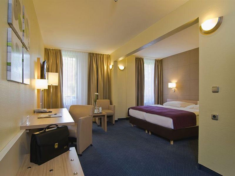 Hotel Photo 3