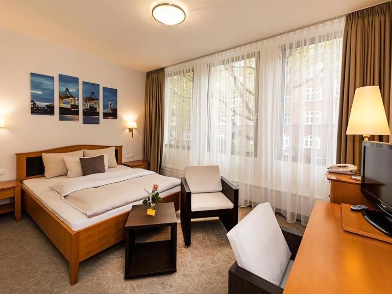 Hotel Photo 1