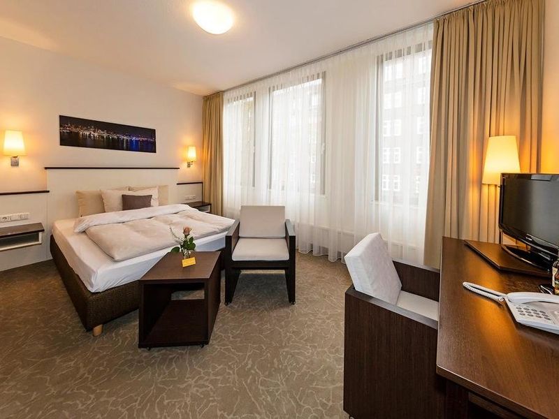 Hotel Photo 2