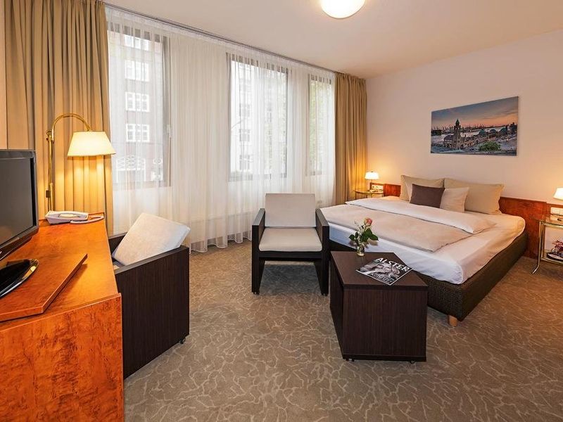 Hotel Photo 6
