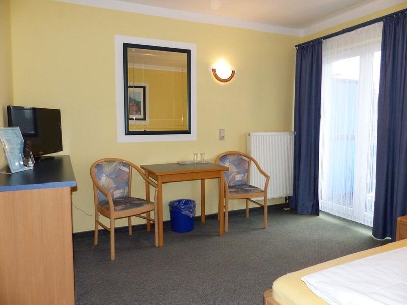 Hotel Photo 12