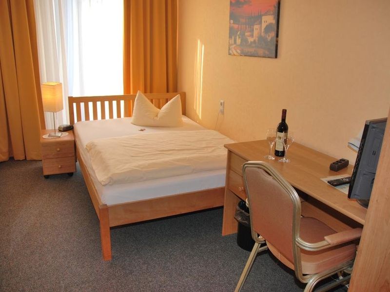 Hotel Photo 1