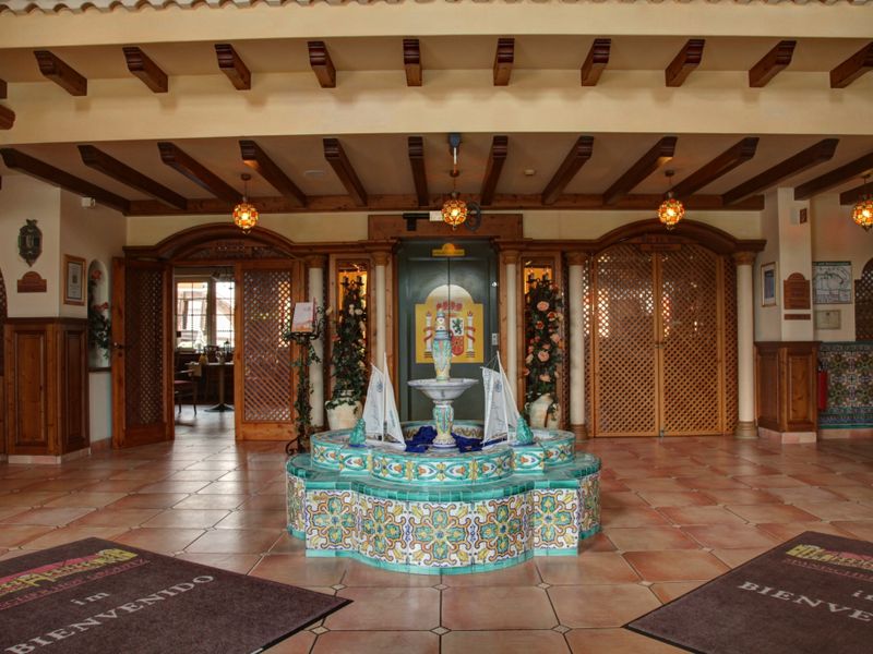 Hotel Photo 9