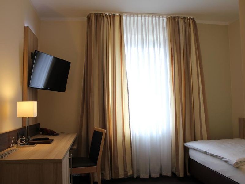 Hotel Photo 2
