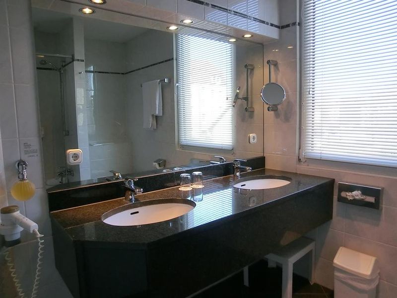 Hotel Photo 9