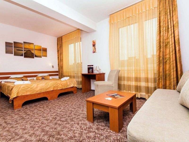 Hotel Photo 1