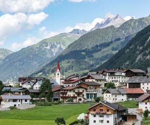 Haus Fischer Pettneu am Arlberg Austria