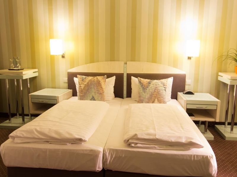 Hotel Photo 1